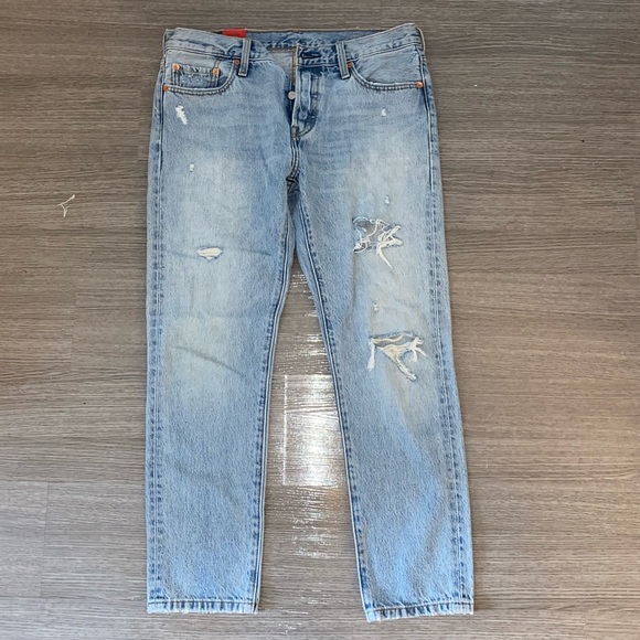 Levi’s distressed 501 Jeans - Picture 2 of 4